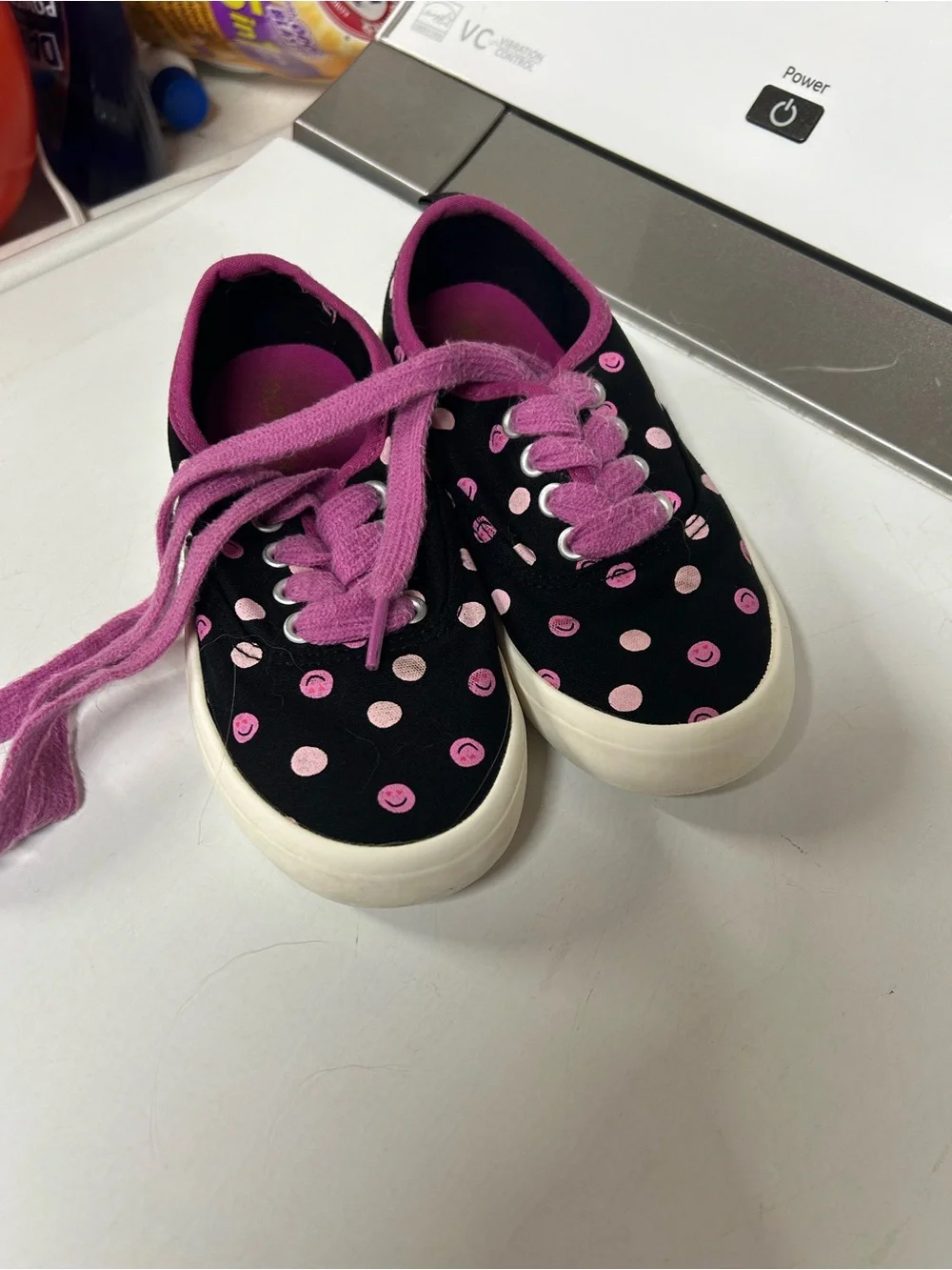 Girls Smiley Face Shoes 12